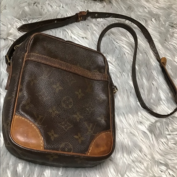 Louis Vuitton Bags Auth Louis Vuitton Amazon Crossbody Poshmark